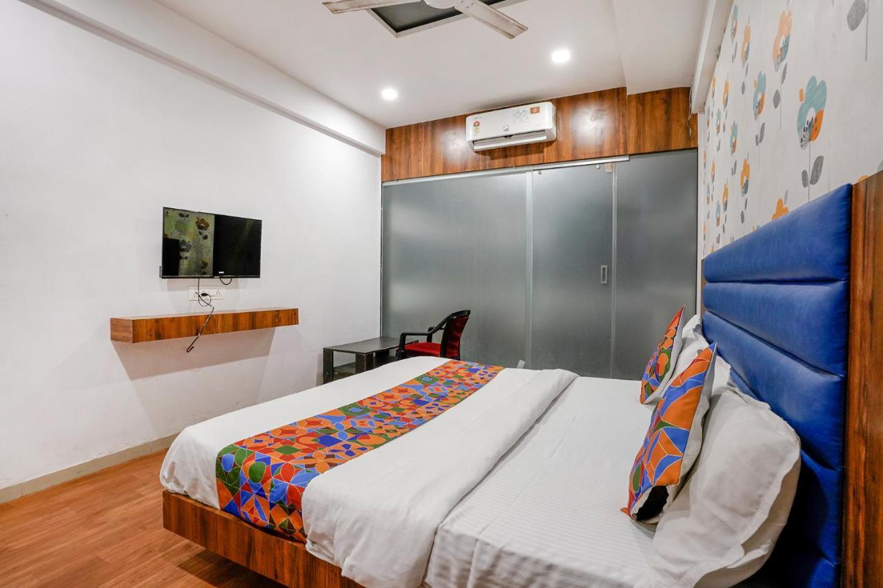Fabhotel The Valentine - Udhna Road Surat Exterior foto